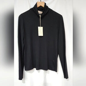 Universal Thread NWT Women's Turtleneck Top Size XL Black Slub Knit‎ Lightweight